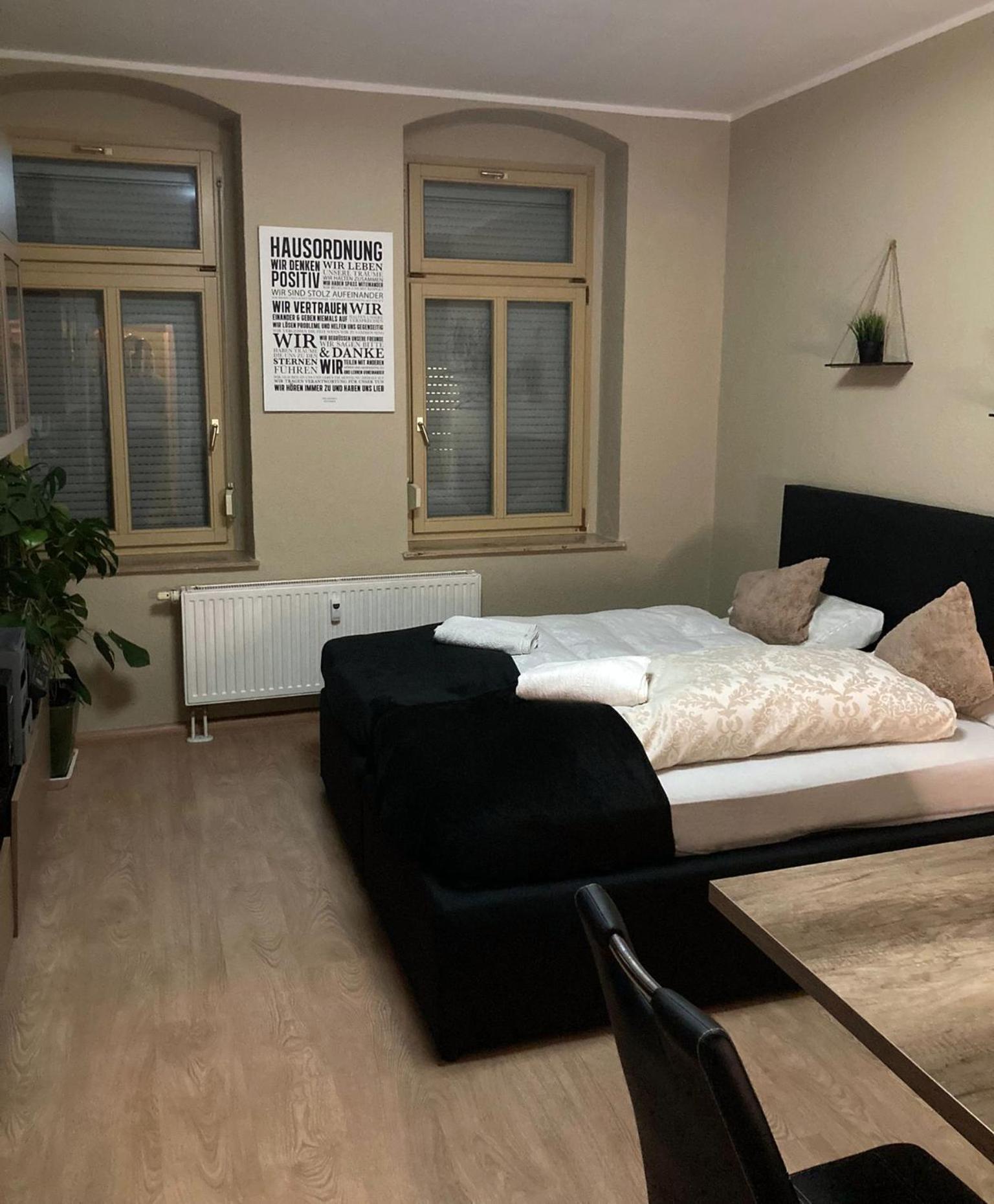 Adam'S Pension Chemnitz Bagian luar foto